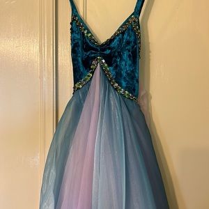 Dance costume